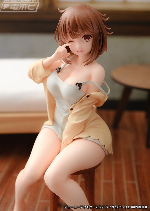 《莱莎的炼金工坊》莱莎新手办 睡眼惺忪的少女