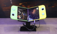 三星展示超酷折叠屏掌上游戏机设计 酷似折叠版Switch